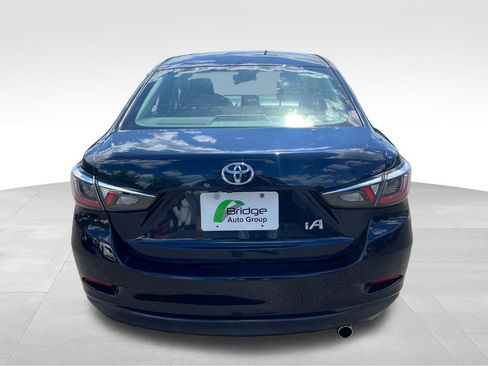 Used 2017 Toyota Yaris iA FWD image 7