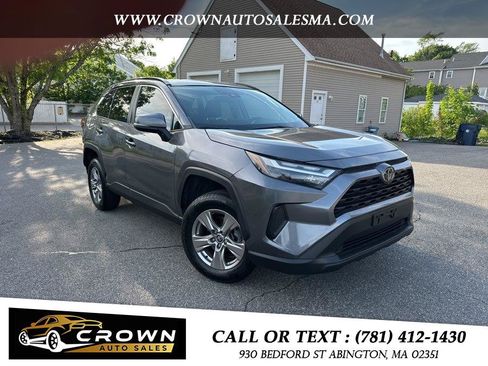 Used 2023 Toyota RAV4 XLE AWD/4WD image 16