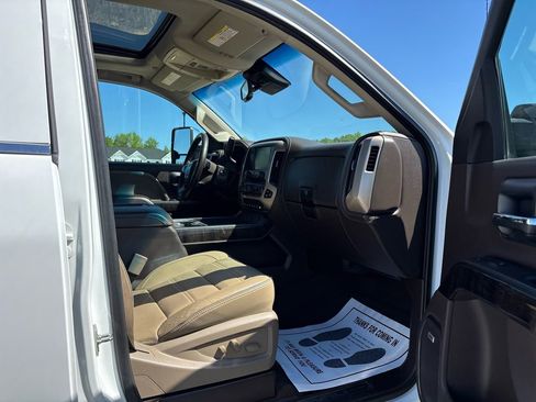 Used 2016 GMC Sierra 2500 Denali w/ Duramax Plus Package image 33