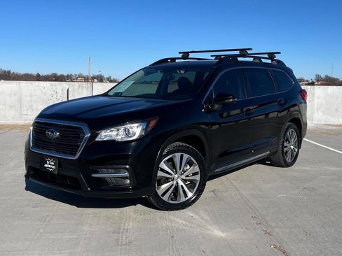 Used 2019 Subaru Ascent Limited image 2