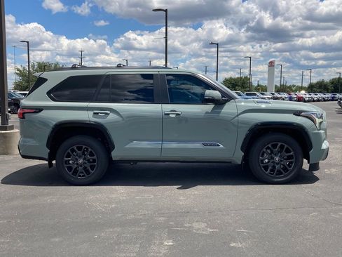 New 2026 Toyota Sequoia Platinum AWD/4WD image 4