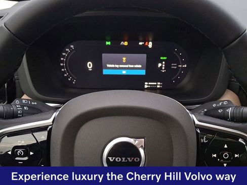 New 2026 Volvo XC60 T8 Ultra w/ Protection Package Premier AWD/4WD image 16