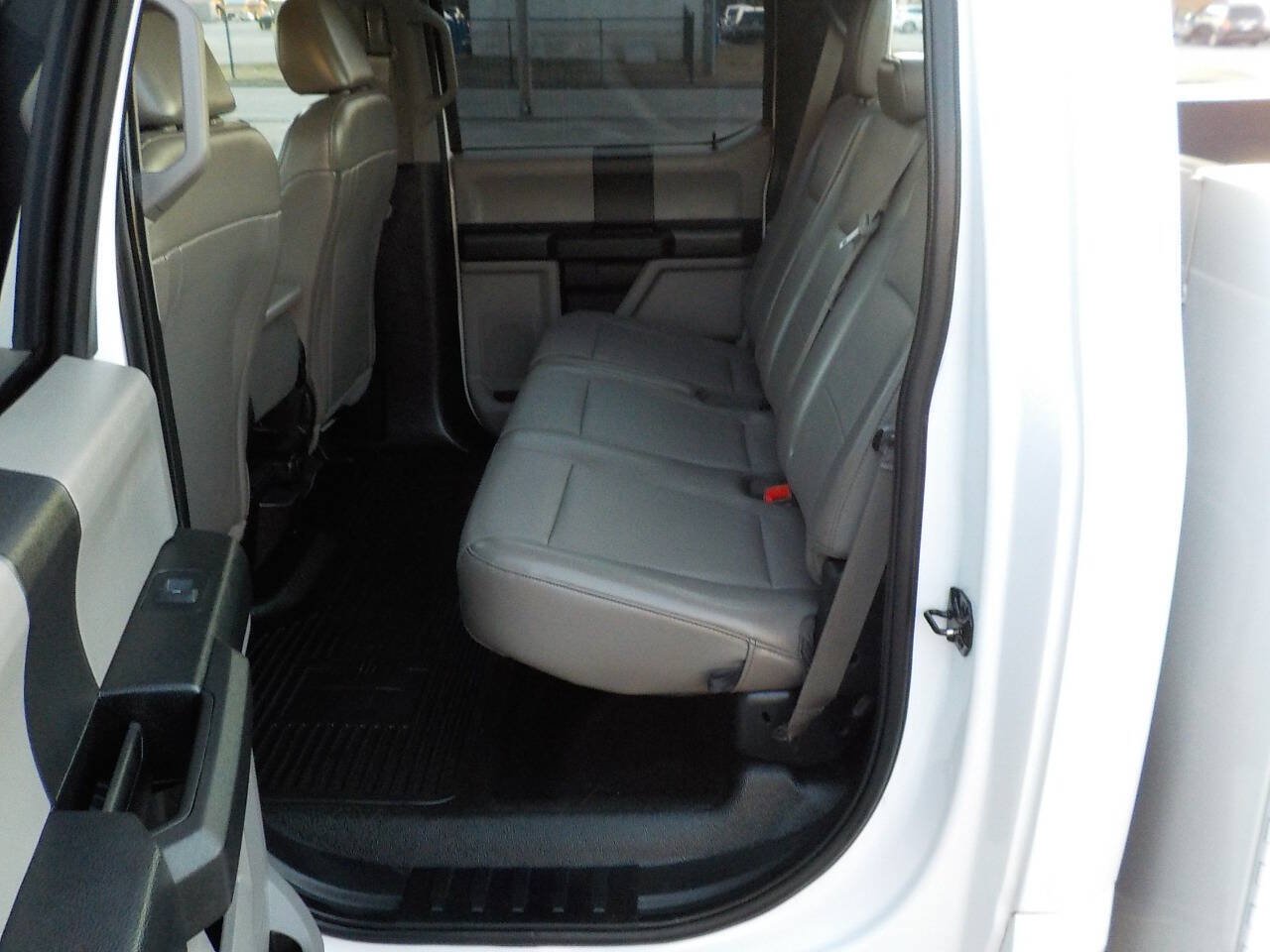 Used 2019 Ford F350 XL w/ Power Equipment Group RWD image 22
