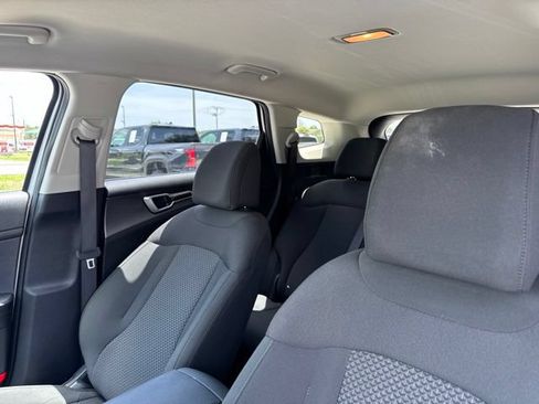 Used 2026 Kia Sportage LX FWD image 25