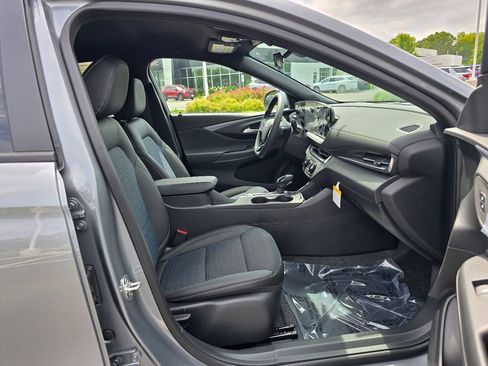 New 2026 Buick Envista Preferred FWD image 26