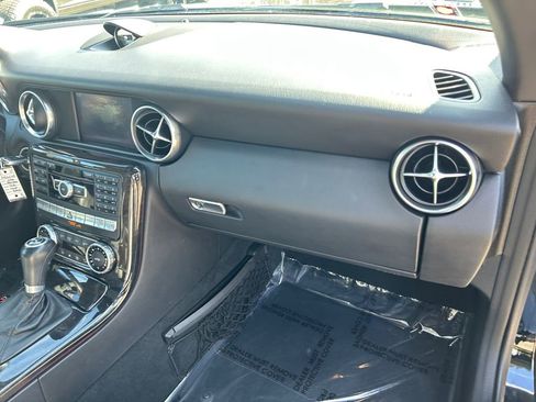 Used 2016 Mercedes-Benz SLK 350 image 26