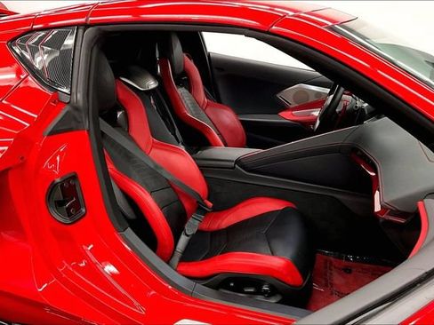 Used 2023 Chevrolet Corvette Stingray Preferred Cpe w/ Z51 Performance Package RWD image 8
