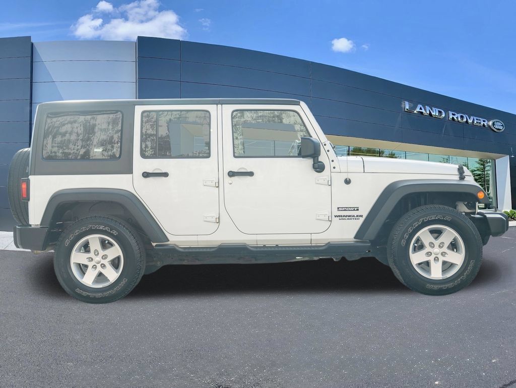 Used 2017 Jeep Wrangler Unlimited Sport w/ Quick Order Package 24S AWD/4WD image 8