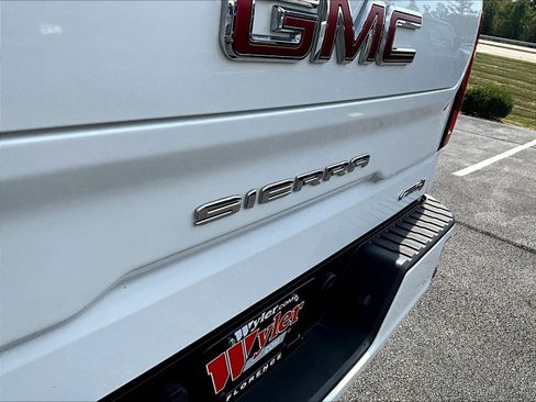 Used 2021 GMC Sierra 1500 AT4 AWD/4WD image 25