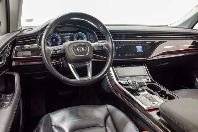 Used 2024 Audi Q7 3.0T Premium Plus AWD/4WD image 7