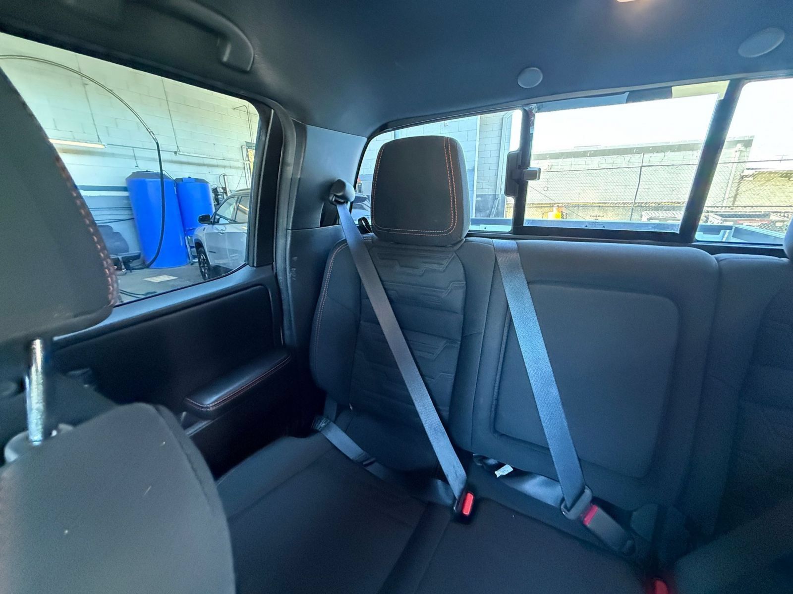 Used 2026 Nissan Frontier PRO-4X AWD/4WD image 38