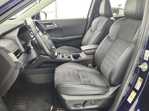 Used 2024 Mitsubishi Outlander FWD image 26