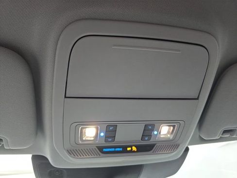 Used 2022 Ford Explorer XLT w/ Equipment Group 202A image 45