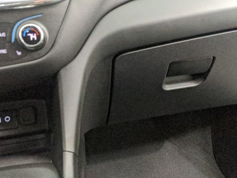 Used 2019 Chevrolet Equinox LT w/ Driver Convenience Package FWD image 38