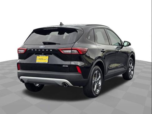 Used 2025 Ford Escape ST-Line image 4