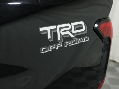 Used 2024 Toyota Tacoma TRD Off-Road AWD/4WD image 36