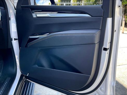 Used 2025 Cadillac Escalade Sport image 22