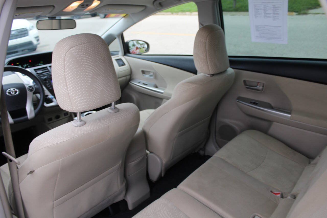 Used 2014 Toyota Prius V Two FWD image 12