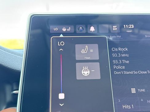 Used 2022 Jeep Compass Limited image 18