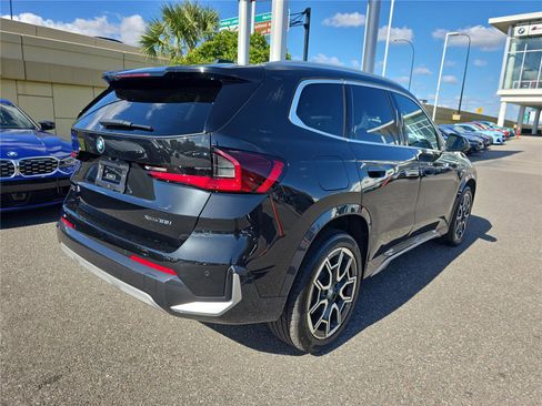 Used 2025 BMW X1 xDrive28i image 3
