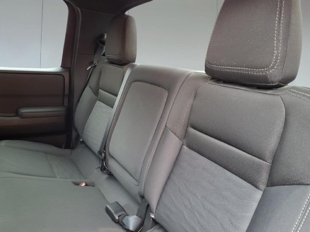 Used 2023 Nissan Frontier SV w/ Midnight Edition Package RWD image 12