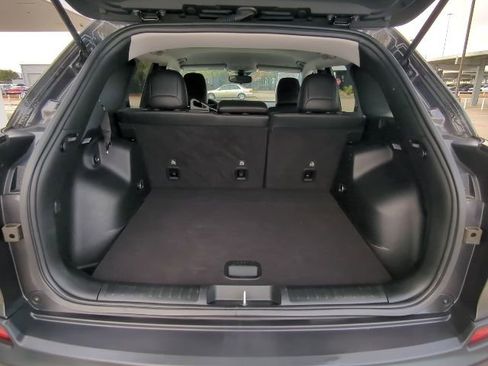 Used 2022 Jeep Cherokee Trailhawk w/ Trailer Tow Group image 17