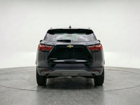 Used 2025 Chevrolet Blazer LT FWD image 7