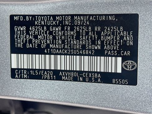 Used 2025 Toyota Camry SE FWD image 31