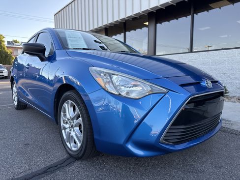 Used 2017 Toyota Yaris iA image 22