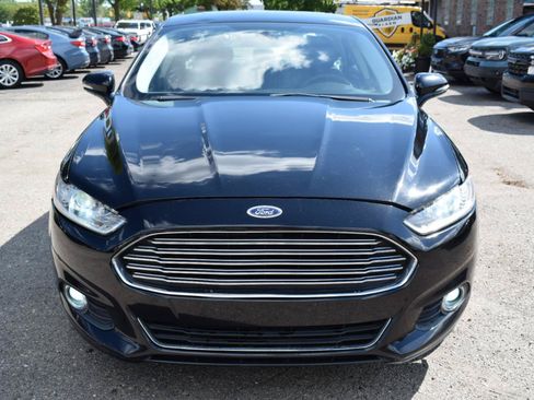 Used 2016 Ford Fusion SE w/ Equipment Group 202A AWD/4WD image 3