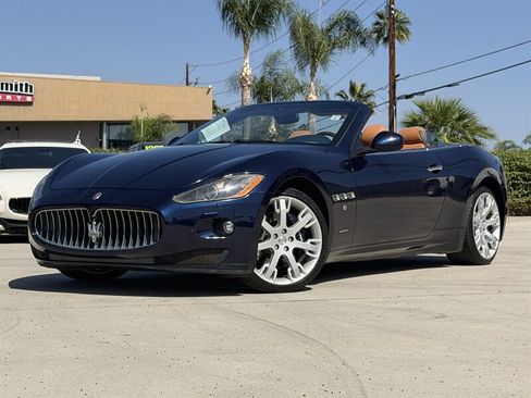 Used 2012 Maserati GranTurismo Convertible RWD image 1