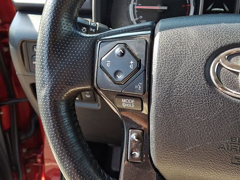 Used 2024 Toyota 4Runner TRD Off-Road Premium image 22