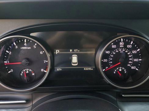 Certified 2024 Kia Carnival LX image 31