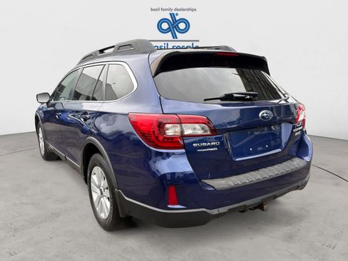 Used 2015 Subaru Outback 2.5i Premium AWD/4WD image 5