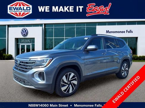 Used 2024 Volkswagen Atlas SE AWD/4WD image 3