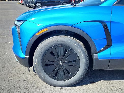 New 2025 Chevrolet Blazer EV LT image 6