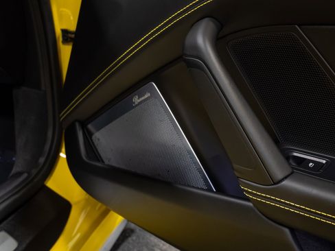 Used 2022 Porsche 911 Turbo S image 64