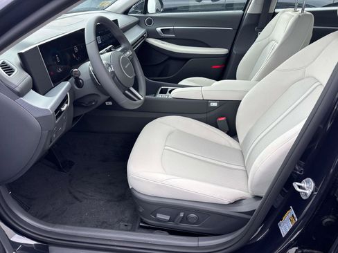 Certified 2026 Hyundai Sonata SEL AWD/4WD image 4
