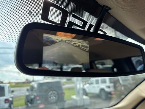 Used 2011 Ford F150 Lariat w/ Lariat Plus Pkg image 58