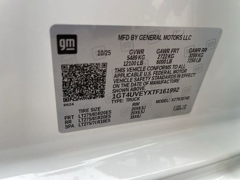 New 2026 GMC Sierra 3500 AT4 image 35