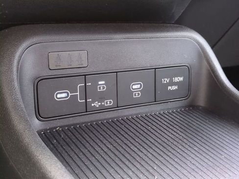 Certified 2024 Hyundai Kona SE image 21