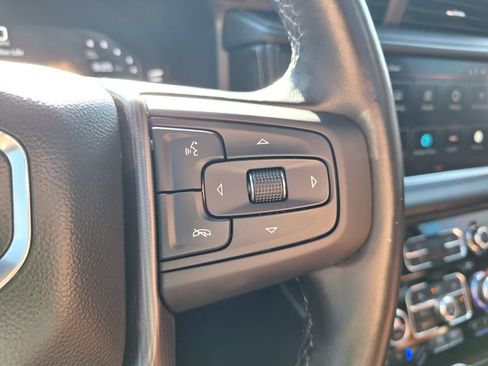 Used 2023 GMC Yukon Denali Ultimate AWD/4WD image 19