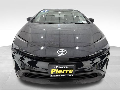 Used 2024 Toyota Prius LE image 7