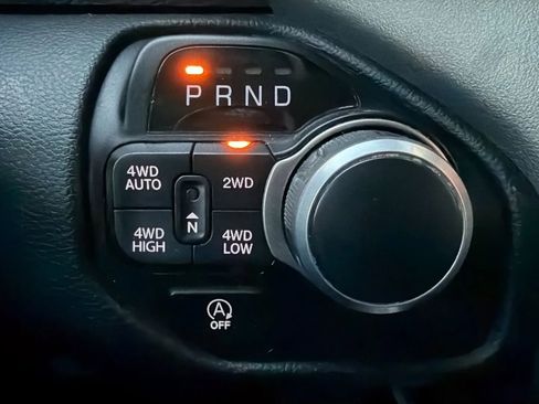 Used 2020 RAM 1500 Big Horn image 26