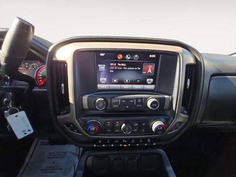 Used 2015 GMC Sierra 2500 Denali w/ Duramax Plus Package AWD/4WD image 13