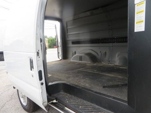 Used 2014 Ford E-150 and Econoline 150 RWD image 15