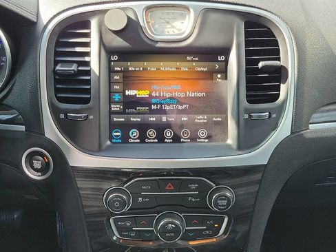 Used 2022 Chrysler 300 Touring L RWD image 20