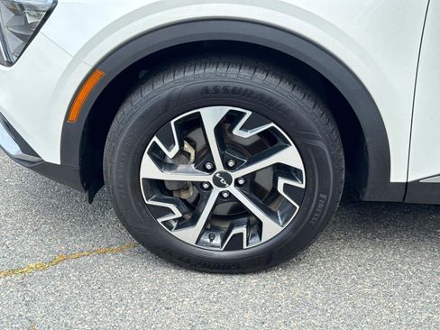 Used 2023 Kia Sportage EX image 11