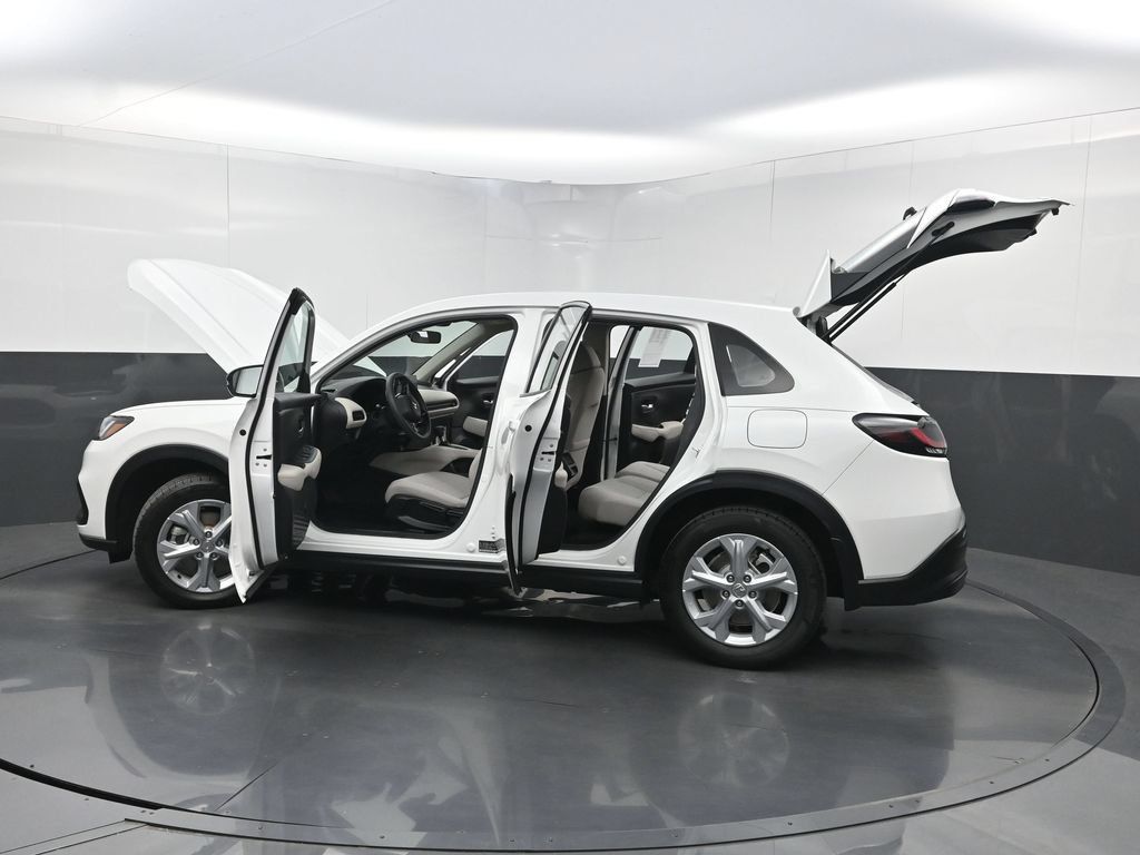 Used 2024 Honda HR-V LX image 33