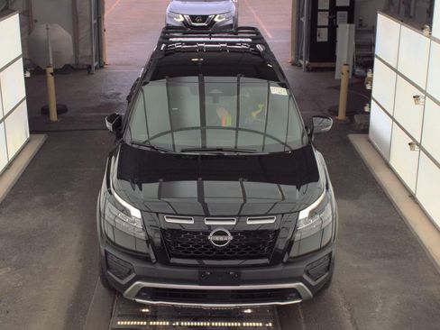 Certified 2025 Nissan Pathfinder Rock Creek AWD/4WD image 2